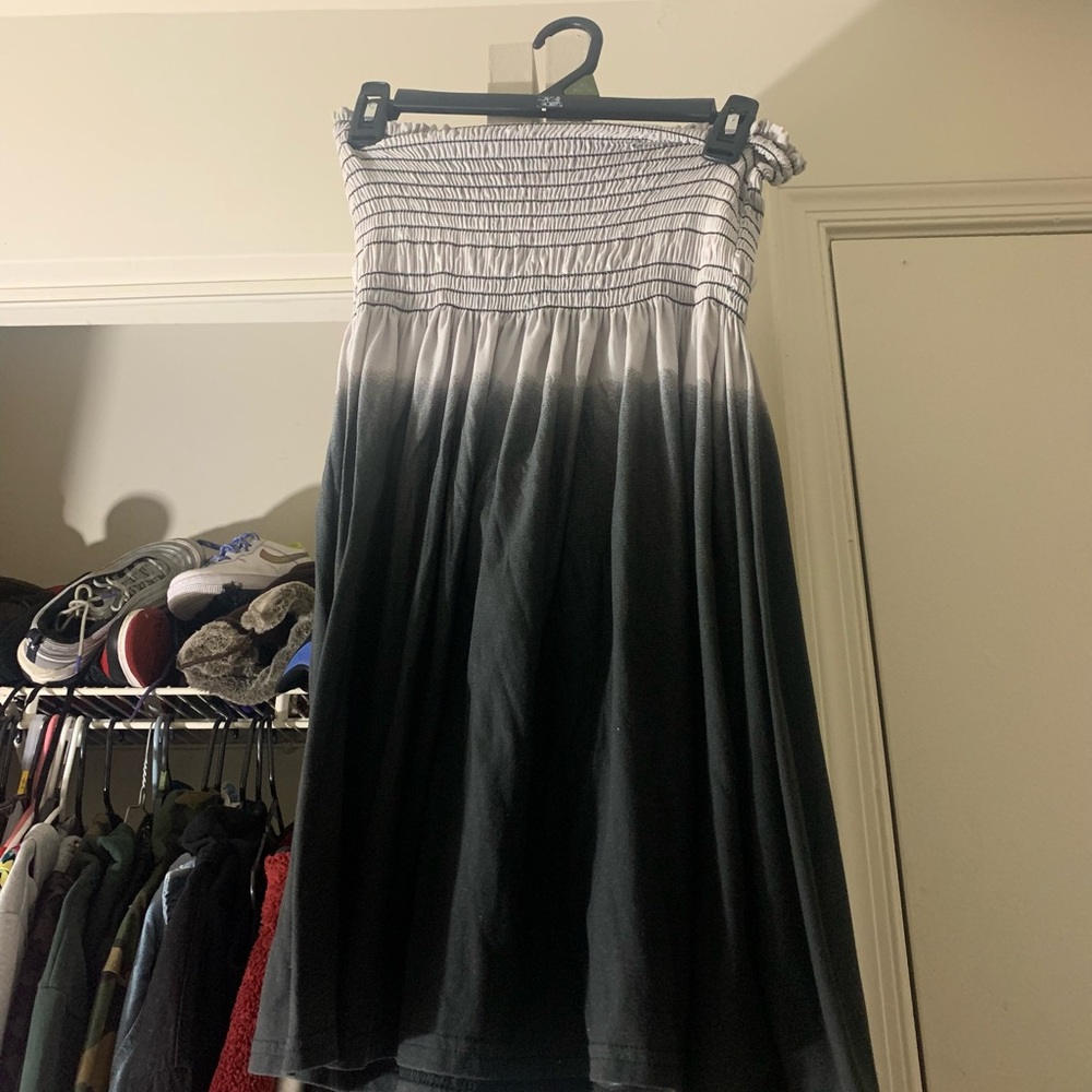 Strapless dress